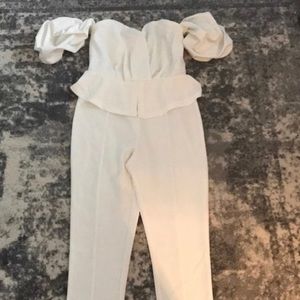 White sweetheart jumper